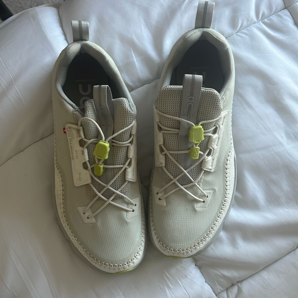 On Running Cloudaway Slip On Shoes